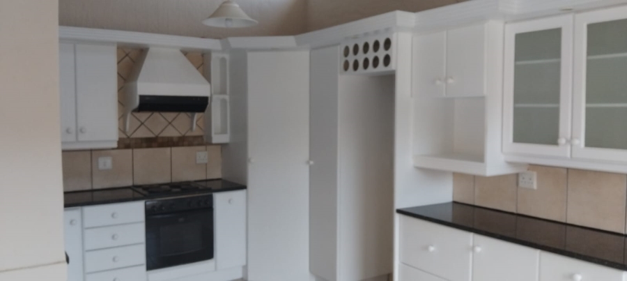 To Let 3 Bedroom Property for Rent in Island View Western Cape